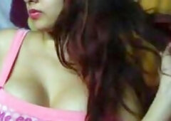 Watch this sexy Indian amateur slut with perfect tits put on a show and bounce her beautiful breasts for the webcam. She's a gorgeous, naughty ex
