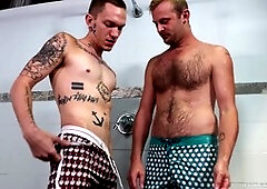 Chandler Scott takes Dexx's big dick