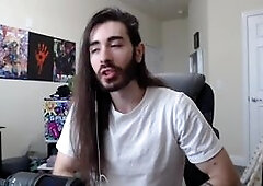 Youtuber Gets 3,500 Video Takedowns in a Week