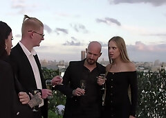 VIXEN: Bombshell Venera has a wandering eye for strangers