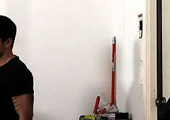 Bromo US: Brad Banks and tattooed Vadim Black bareback handjob