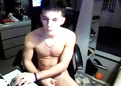 Twunk Man Masturbate Off