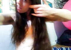 Darksome Haired Onlyfans Natural Gal PinkMoonLust Brushes Hair on her Head with Hairbrush