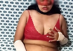 Mallu wife Seethalsanju gets wild with a vegetable and squirts all over
