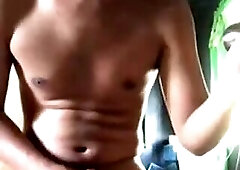 Amateur Pinoy has explicit fun on cam