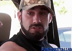 Big muscly bears suck each others shlongs