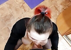 cum on my wife's face whilst this babe was awaiting for a taxi to go on a business tour