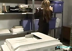 Kianna craves to make photocopies, but the machine is broken. That babe calls a colleague who is ready to aid her out, if this babe assents to aid him