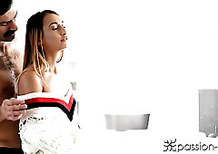 After blowing cock flat chested GF Raquel Diamond is eager to ride cock