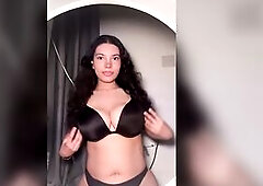 Hawt Body Brunette hair Large Butt Boobs Twerking Hard