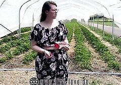 Floozy?!? Let the farmer bang and creampie for a hardly any strawberries!