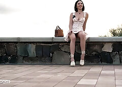 Eve Sweet public nudity
