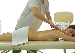 Stunner Zarina - oiled sex - Rub A Teen