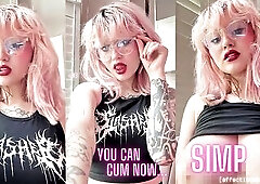 u let emo mom ruin your life for an climax