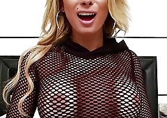 Tbabe Stefani Special gets her ass fingers