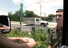 Straight dude agrees to fuck gay bottom