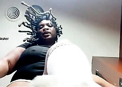 Ebony Giantess Plays With U With Her Indecent Socks In advance of This babe Works