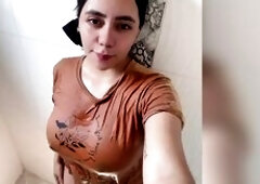 wet mother i'd like to fuck plays in the shower with her chubby vagina