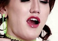 TS Lena Kelly gets bang on her favorite doggy position