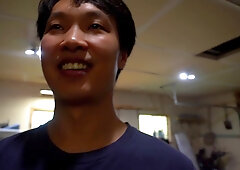 Bitchy exhibitionist bulls eye crammed with steamy mayo spurting on the road