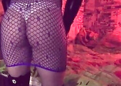 Large butt sexy tgirl part 1