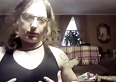 HOT TRANSGENDER FLOOZY MASTERBATES IN BRASSIERE AND BUTT-RAMMING, EATS CUM