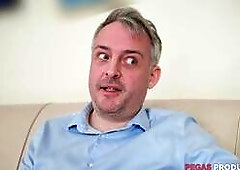 Summer Baileys se fait Enculer Solide par Adrian August