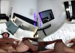 PURITYVR Hot oil massage with Lola