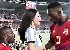 WOW Hawt! (( " SPAIN screw ARGENTINA " )) Last World Cup... in Public! Who wins? Answer in the comments! "Interracial"(IA)