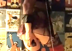 VIDANGE XXL A L'HÔTEL F1 PAR LÉA LA SALE PUTE A JUS GRATUITE OFFERTE