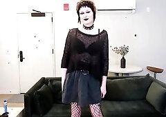 GROOBYGIRLS - Lucy Sexually excited Rock Attitude Discloses
