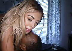 Fishnet tear exposes hungry and horny flesh