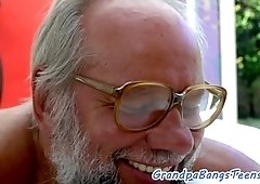 European 18yo masseuse fucked by grandpa