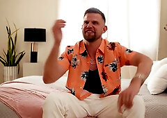 Melissa Stratton Climaxes from Vince’s Sideways Penetration Plus Clit Tease