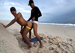 Anal Orgasm - Twink Passivo Dando O Cuzinho Na Praia Na Frente De Todos