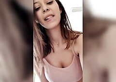 Large butt Latin babe