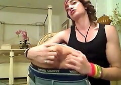 Bareback Amateur Tops Takes Control