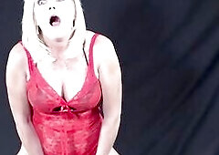 That babe Wears Her Love button and Vagina Out Riding on a Machine