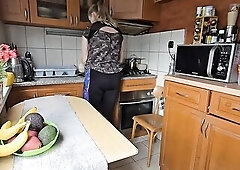 When I came home from work, my wife was washing the dishes and I was extremly excited so I banged her str8 into the kitchen. And guess what happened n