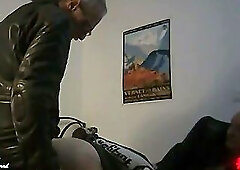 Fullcuir666 prend possession du cul d'un Biker