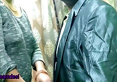 Indian masseuse gives a Thai client a handjob and swallows his load