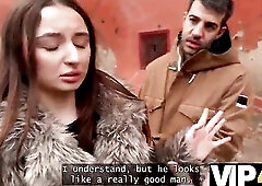 VIP4K. Amber Bloom desires everybody to try her LARGE BOOBS