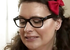 Geek shemale wants to fuck after the university