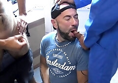 suckgin straight worker sin exhib street