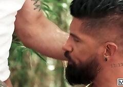 Scott Carter Watches Justin Jett Working Out In The Park, Joins Him For A Different Workout