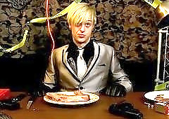 Emo twink Jason Valencia anal fucks Latino Robbie Anthony