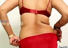 Sexy Mallu Wife Strips & Flaunts Hot Curvy Nude Figure