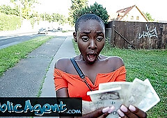 Ebony Model Zaawaadi Taken Into The Woods For Hard Outdoor Fucking