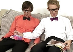 Uncut Cocks Duel over Divergent Reads