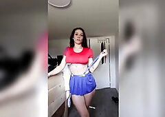 My ally's mother shows me her exposed suit! * mother I'd like to fuck*